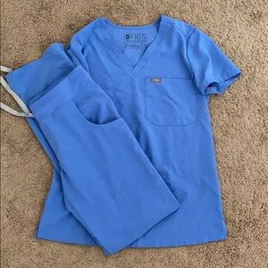 Figs scrubs in ceil blue set